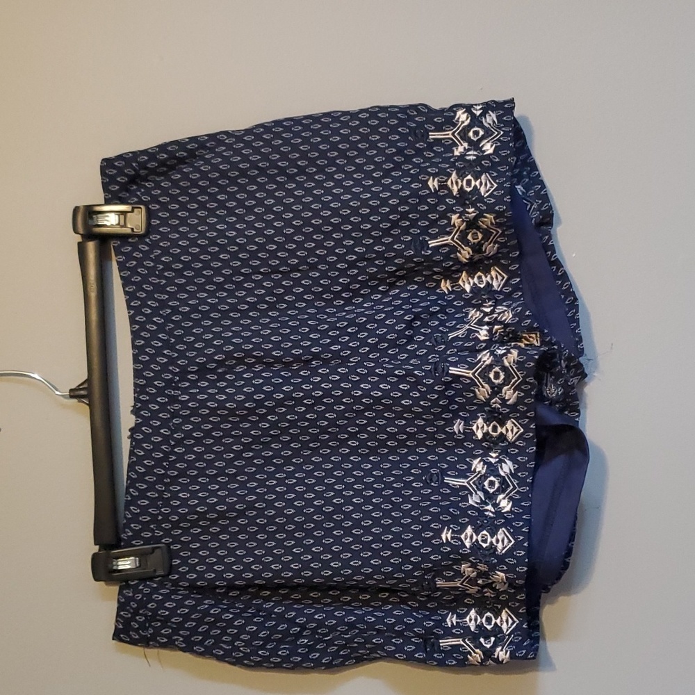 Womens casual  embroidery print shorts